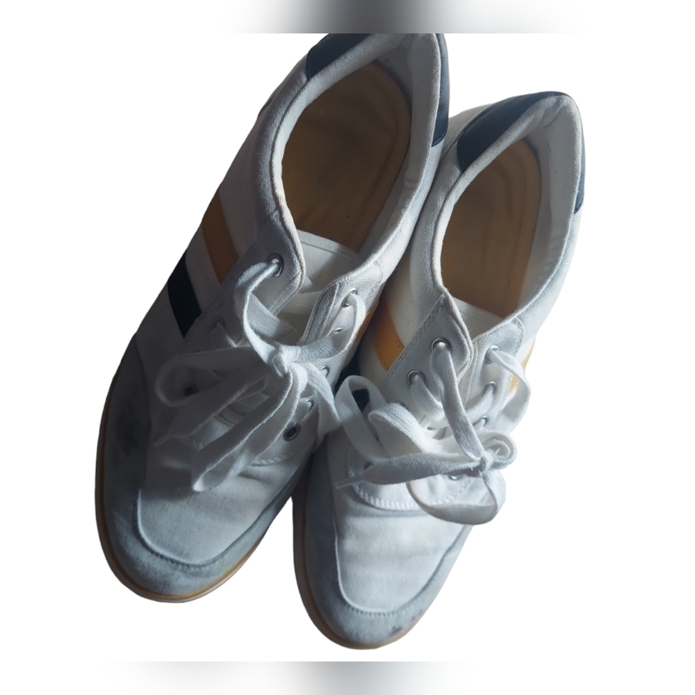 9m club room navy and yellow‎